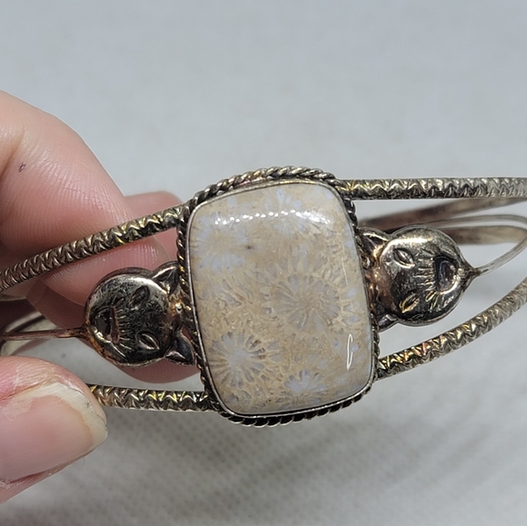 Fossil Coral Stone Cuff Bracelet Cats - Picture 5 of 6